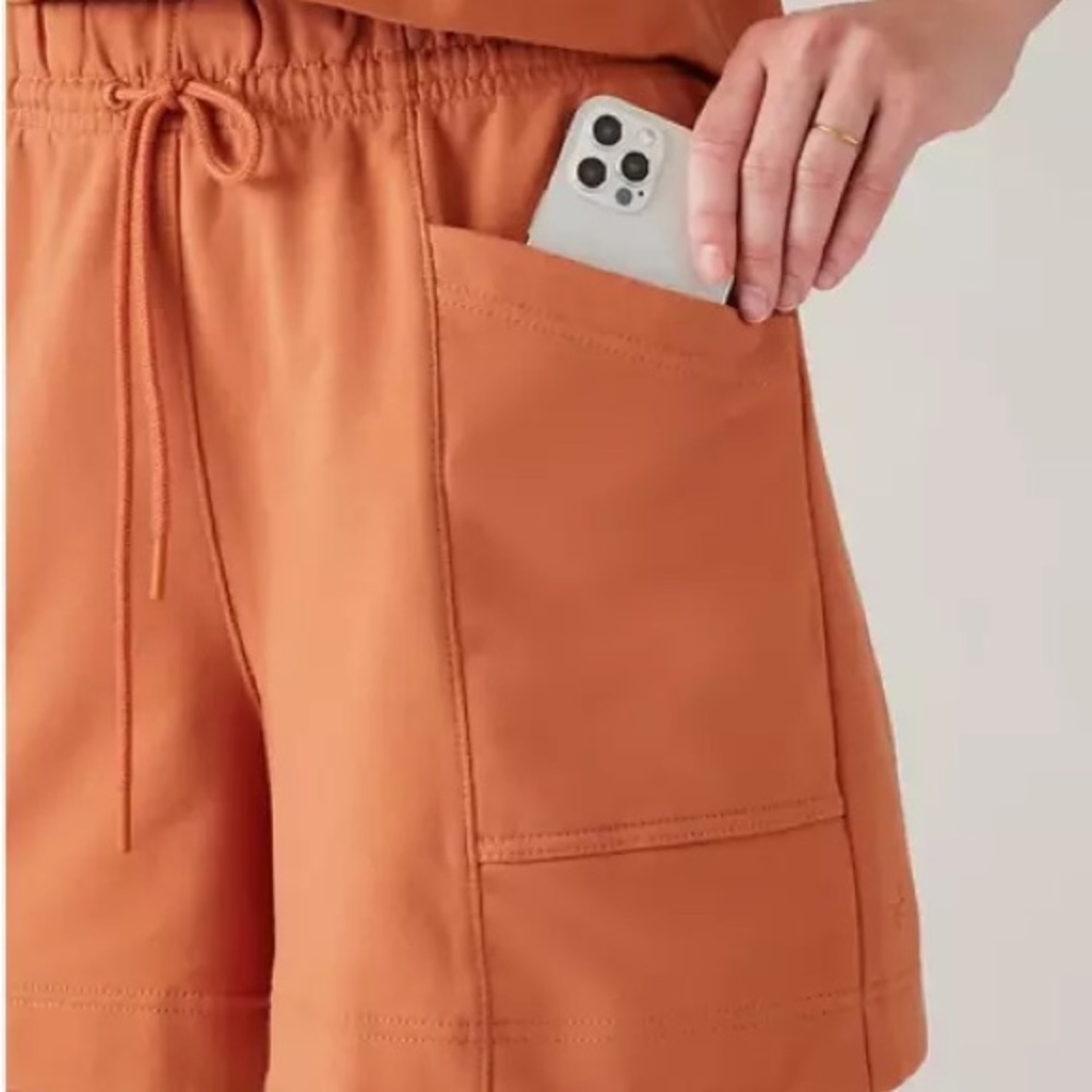 NWOT ATHLETA BREATHABLE
Retroterry Short - Picture 3 of 8